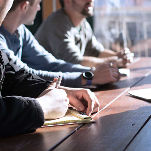 不安を煽らない営業